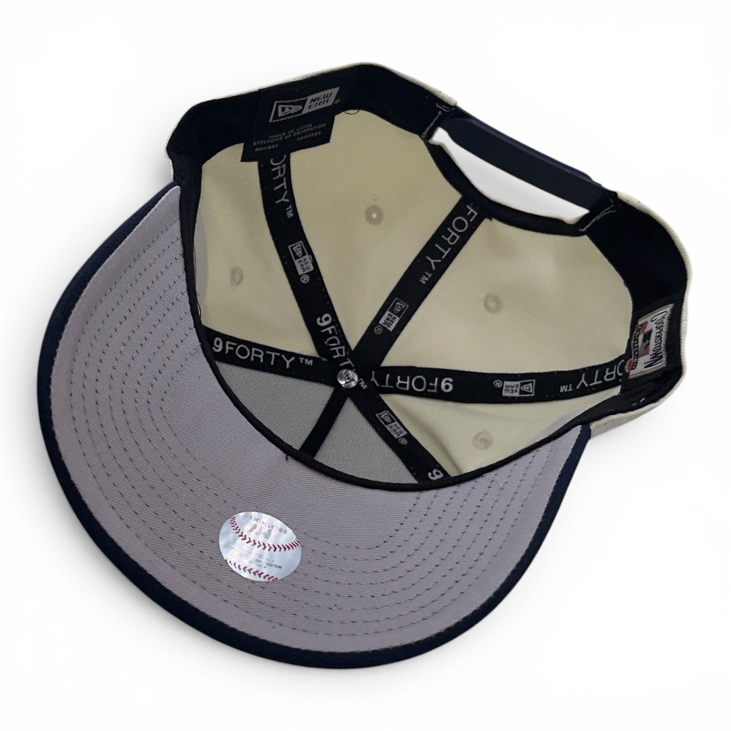 9FORTY New York Yankees World Series Gold