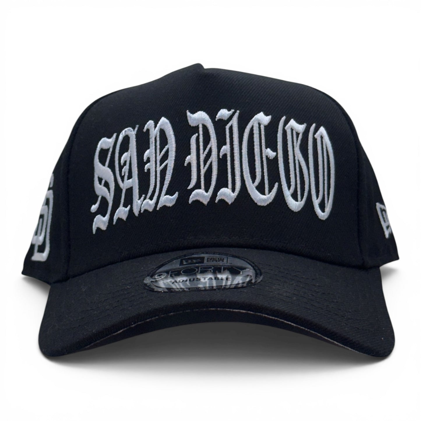 9FORTY San Diego Padres 'Oversized Gothic Script Crown’