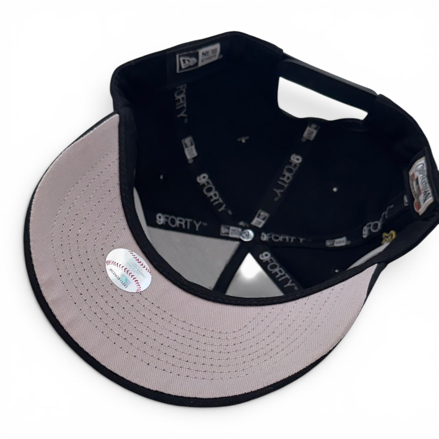 9FORTY Los Angeles Dodgers 40th Anniversary Metallic Two
