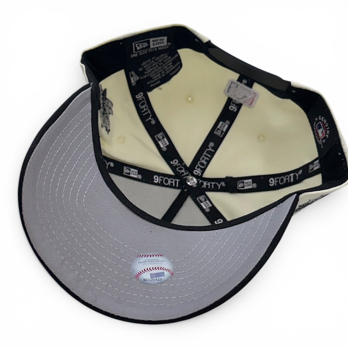 9FORTY New York Yankees Mythical Spider
